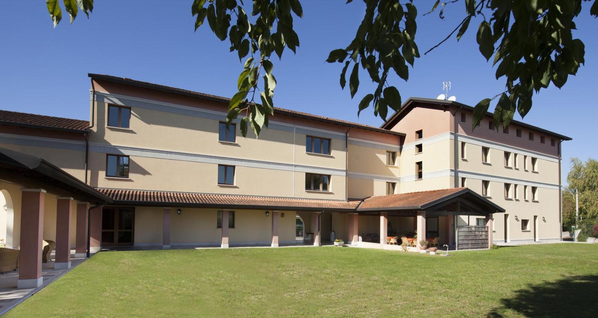 Hotel Naonis Cordenons Exterior photo
